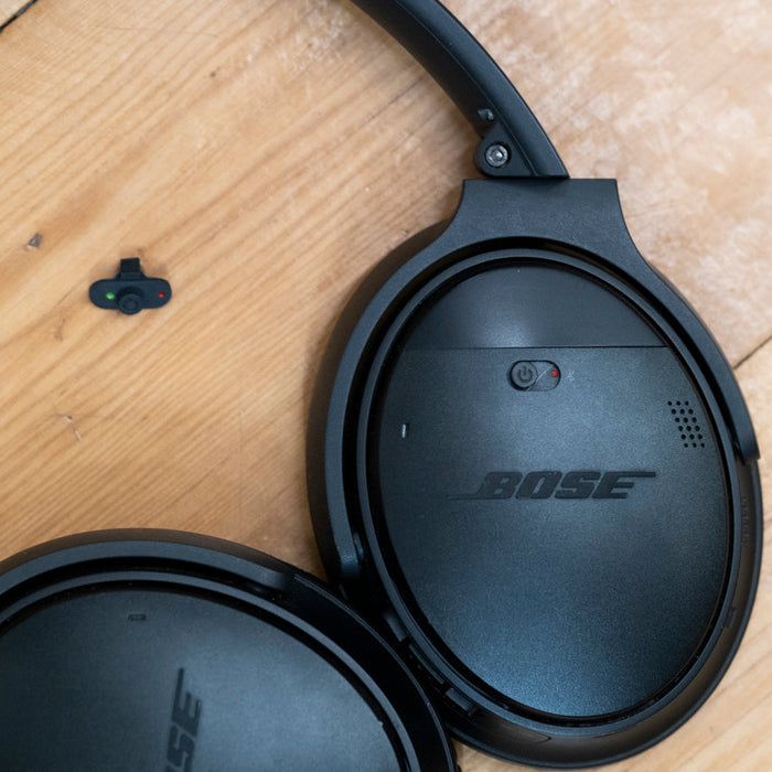 How to Replace the Power Button/Switch on Bose QC35 Headphones