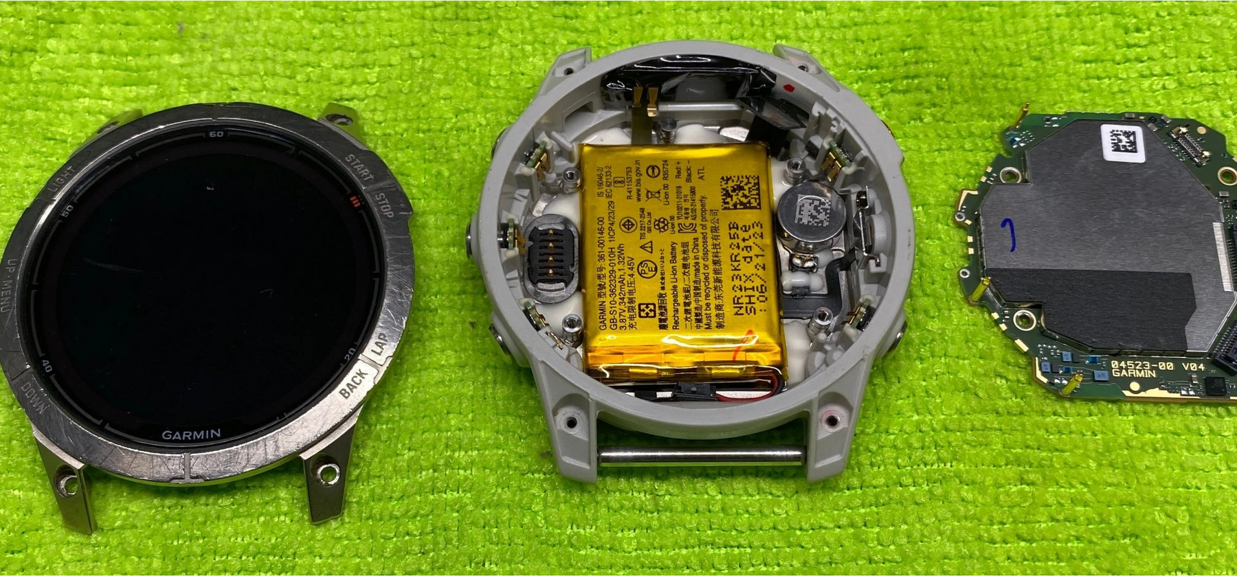 Garmin Fenix 7 Pro Turns Off When Unplugged? What We Found Inside